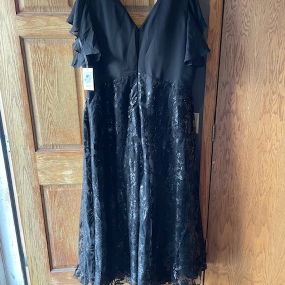 Black Formal Plus 28W Sparkly Sequin Lace  Dress Long Pleated V-Neck - Picture 3 of 5